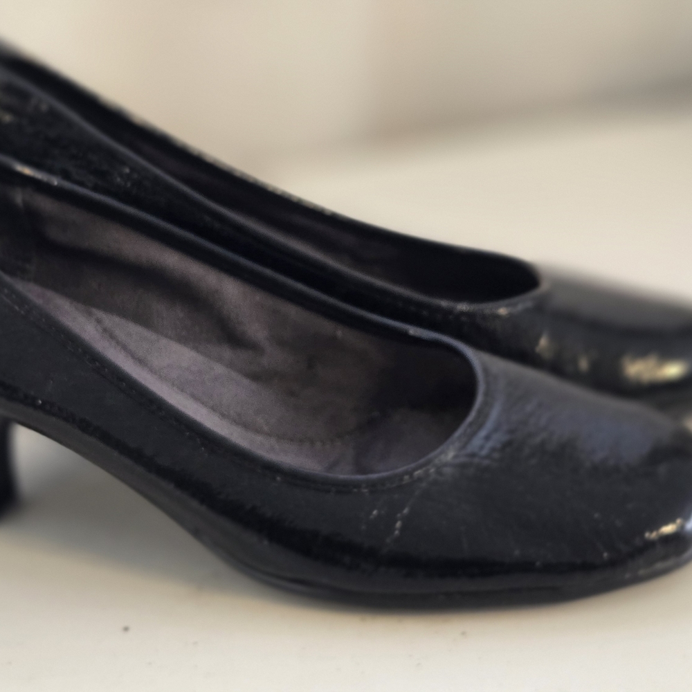 Elegant Black Women's Shoes